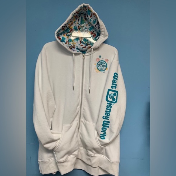 NWT 2019 Disney World jacket hoodie white blue Mickey Mouse Goofy Minnie… - Picture 2 of 8